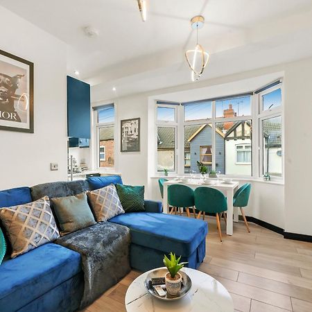 Apartament Stylish Yorkshire Gem - Sleeps 4 - Great Location Castleford Zewnętrze zdjęcie